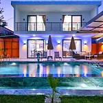 ヴィラ Cavdir 2 Bedroom Secluded With Private Pool Hot Tub