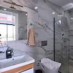 Cavdir 2 Bedroom Secluded With Private Pool Hot Tub קלקן