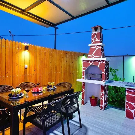 Cavdir 2 Bedroom Secluded With Private Pool Hot Tub וילה קלקן